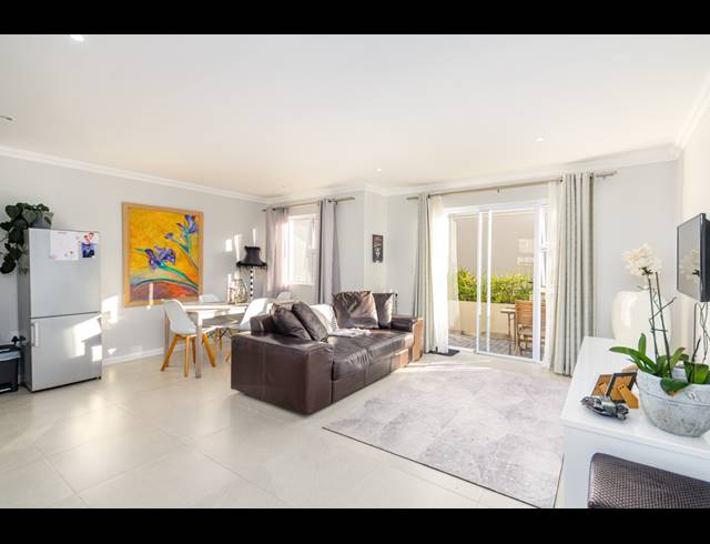 1 BEDROOM APARTMENT SOLD IN SUNNINGDALE